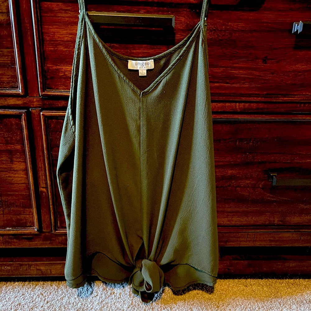 Women’s Tie Front Tank